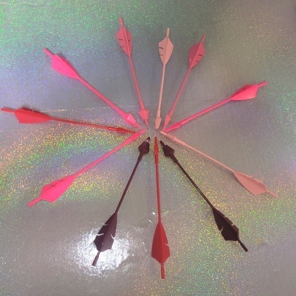 RARE HTF VS 11 Pink Valentines Day Display Prop Cupids Arrow